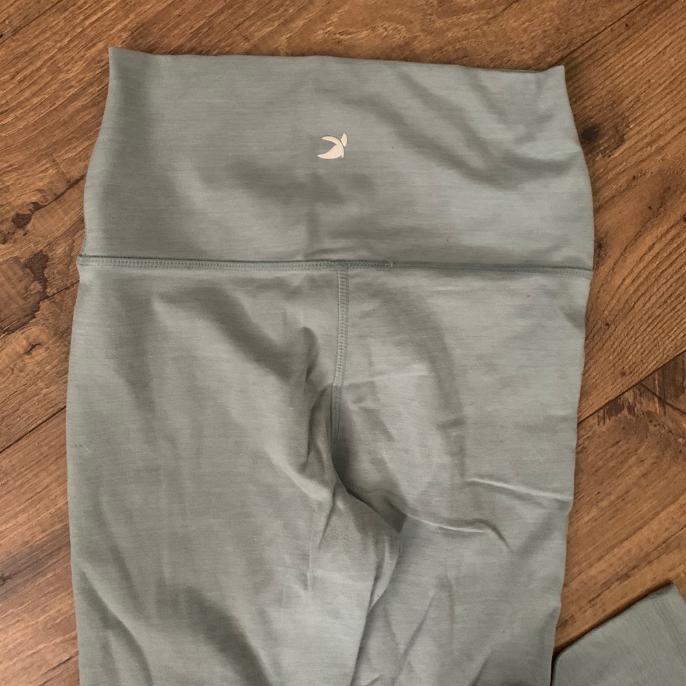 Glyder leggings- seafoam green- 7/8 length